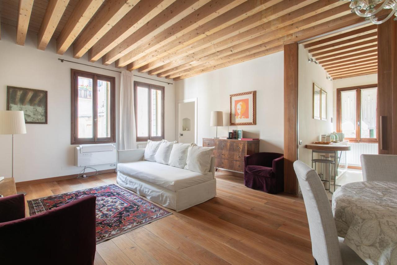 Calle Teatro Vecchio - Venezia Apartamento