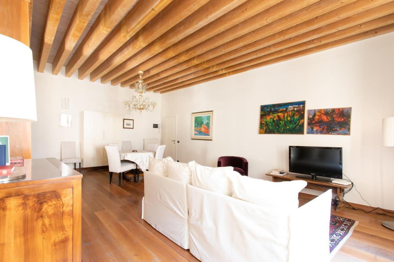 Apartamento Calle Teatro Vecchio - Venezia