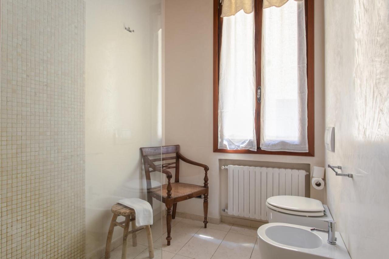 Calle Teatro Vecchio - Venezia Apartamento